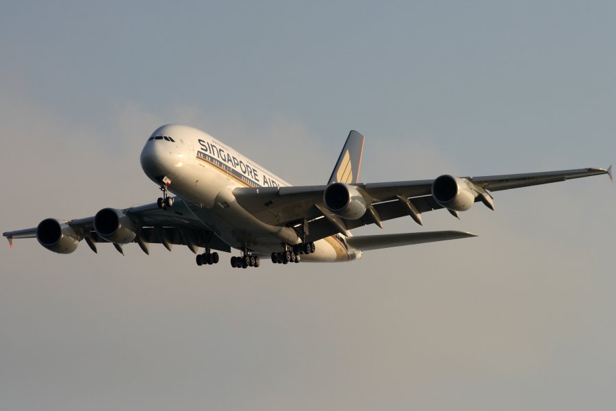 acft-a380-4.jpg