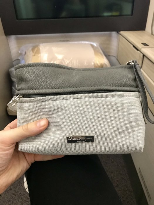 amenity kit.jpg
