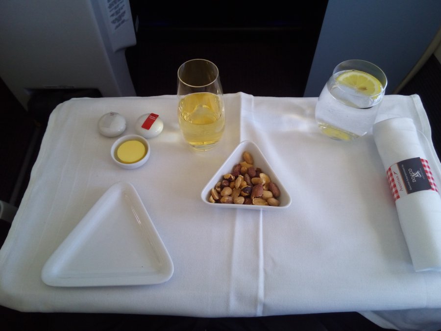 Austrian Business B777 HKG-VIE, 022.jpg