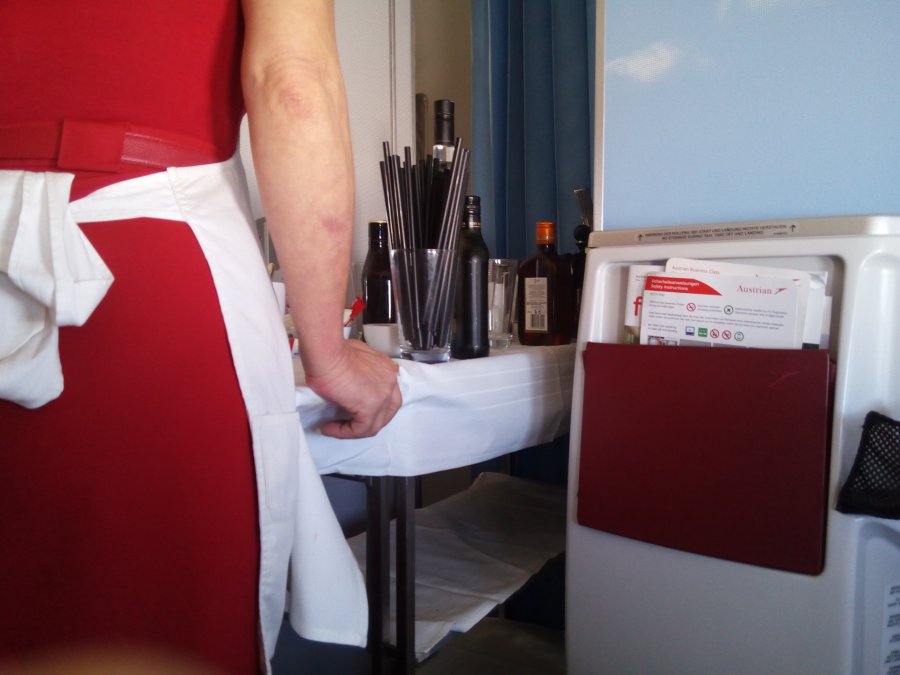 Austrian Business B777 HKG-VIE, 028.jpg