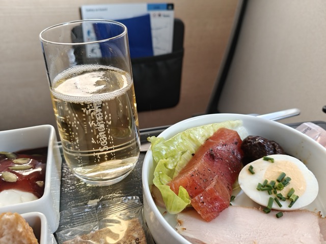 IMG20251109092317 – medel.jpeg