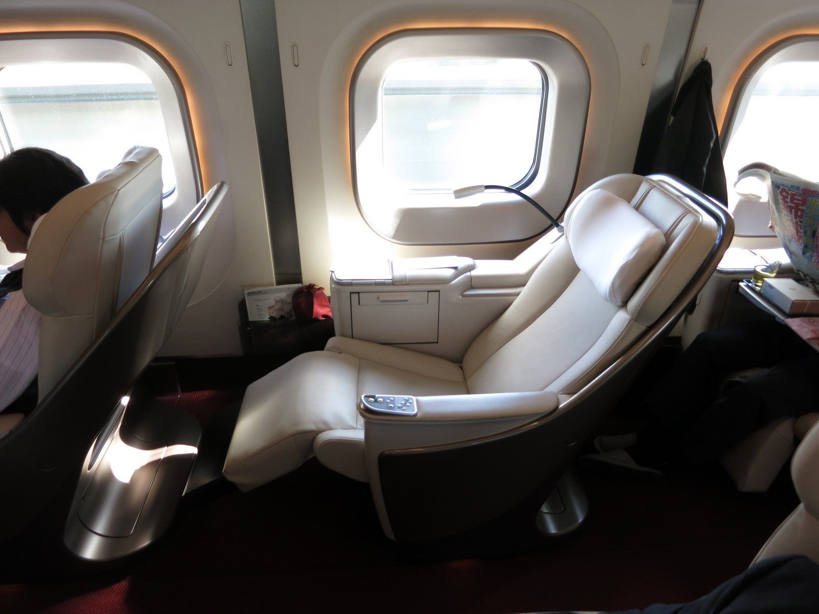 JR East Gran Class, 18.jpg