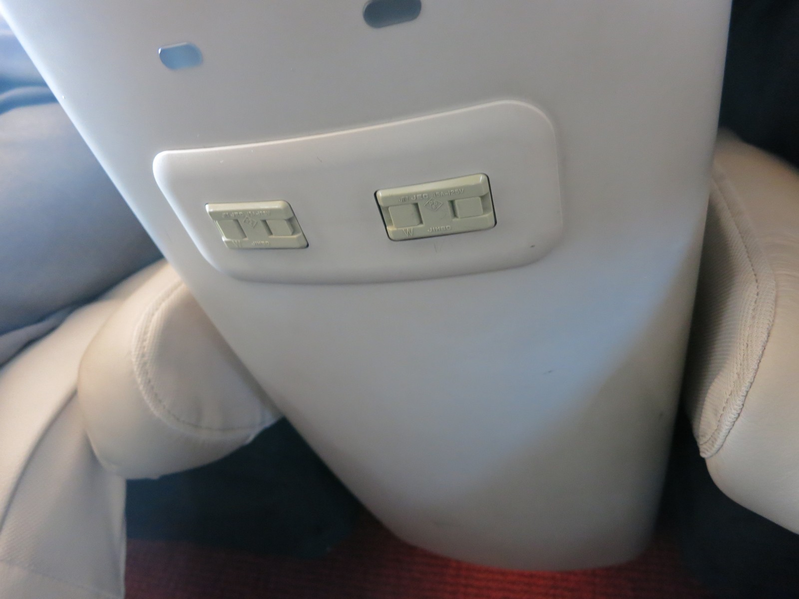 JR East Gran Class, 26.jpg