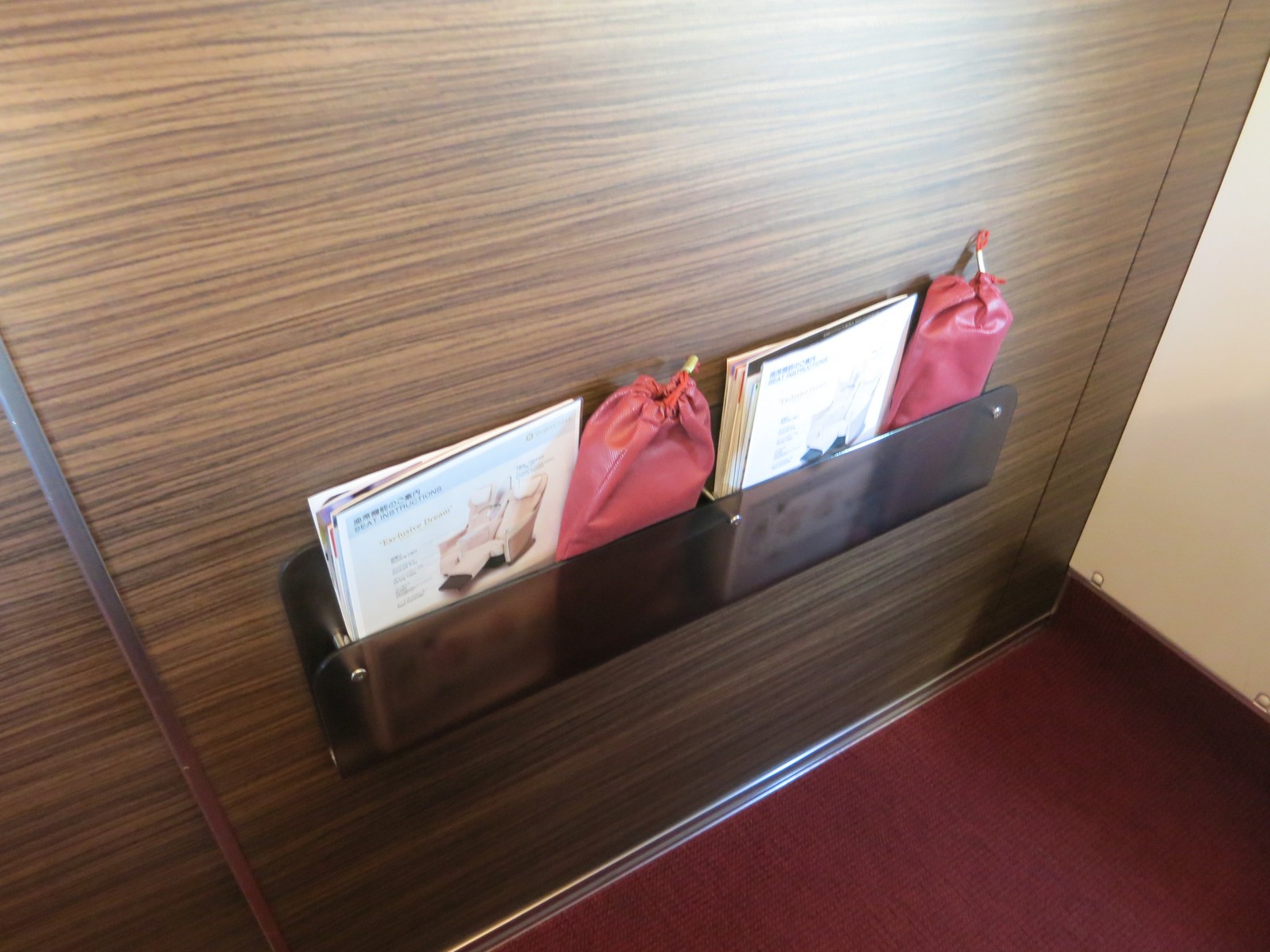 JR East Gran Class, 29.jpg