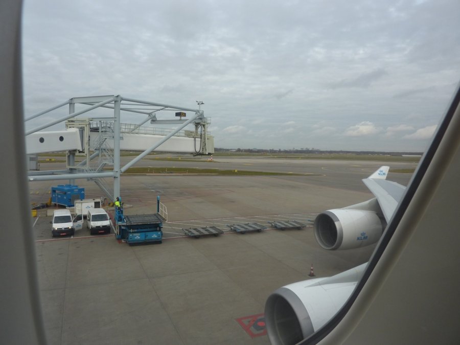 KLM Business class 747 AMS-HKG, 19.JPG