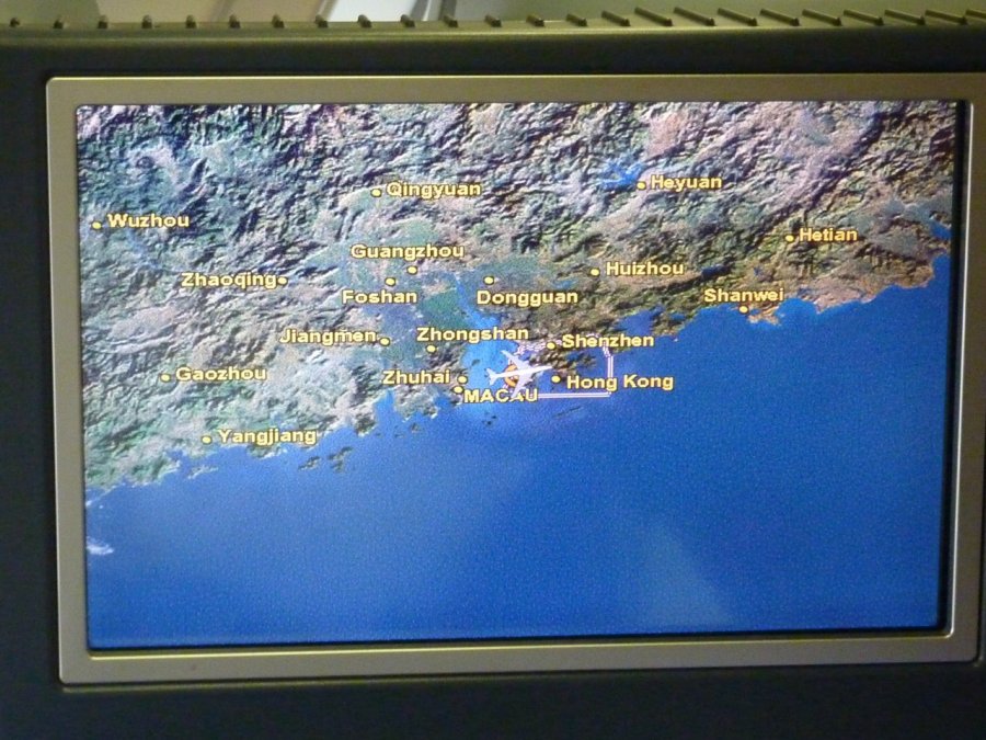 KLM Business class 747 AMS-HKG, 43.JPG