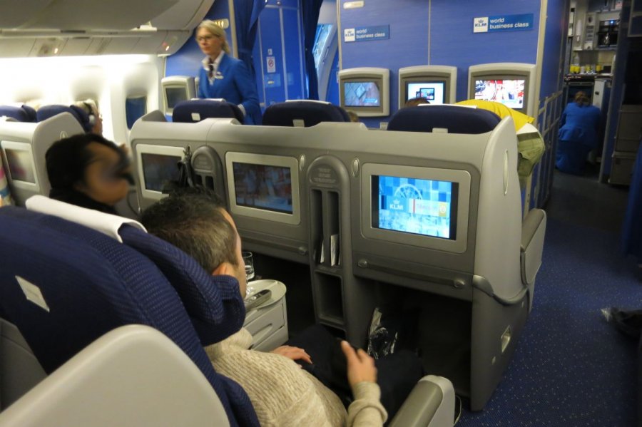 KLM Business TPE-AMS Boeing 777, 06.JPG