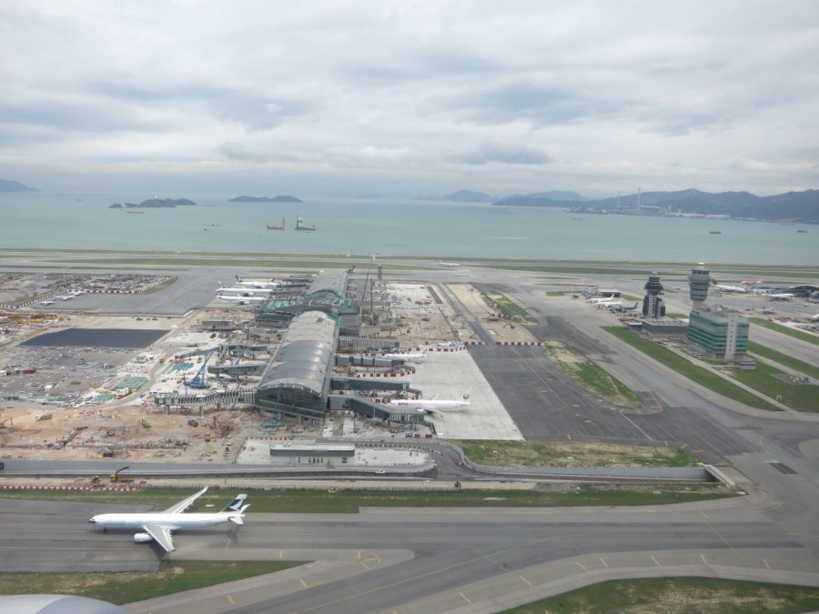 Midfield Concourse 2015.JPG