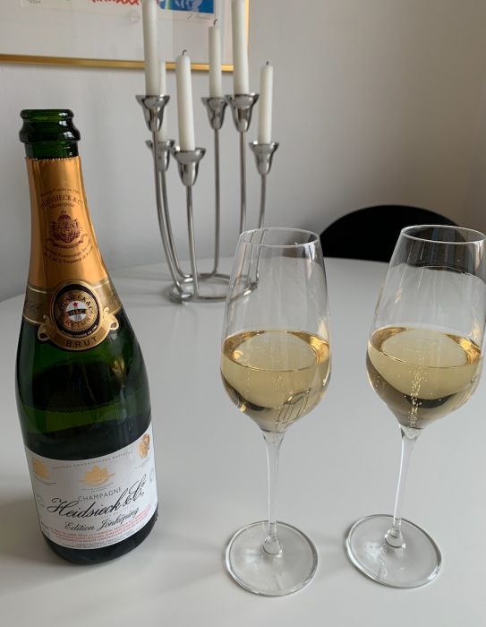 Skärmavbild 2022-03-19 kl. 19.04.14.png