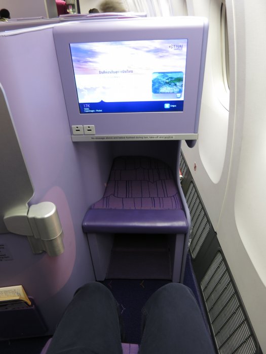 THAI Business B77W CPH-HKT, 12.JPG