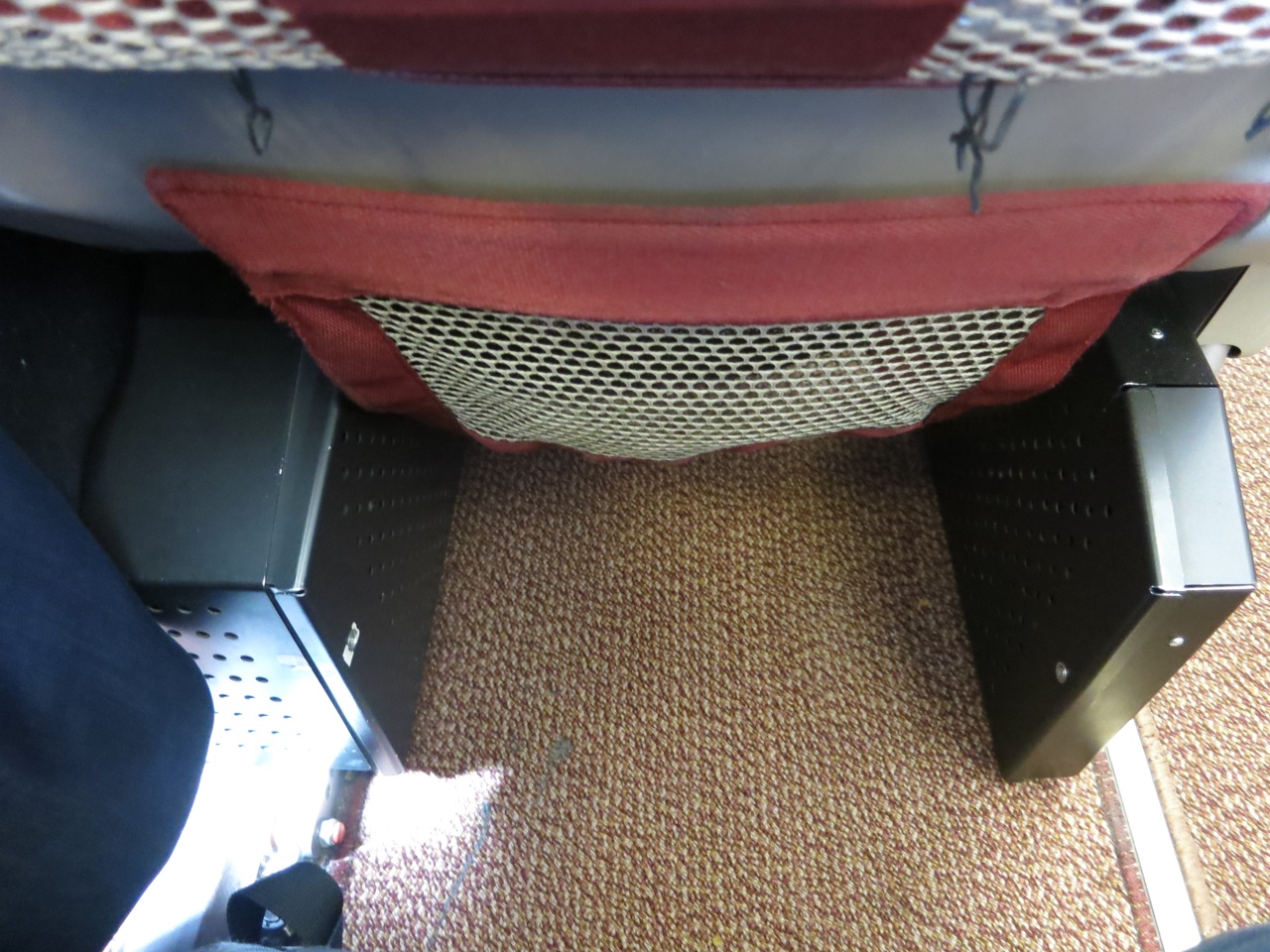 Turkish Airlines Economy class A330, - Jet Airways wet lease, 015.JPG