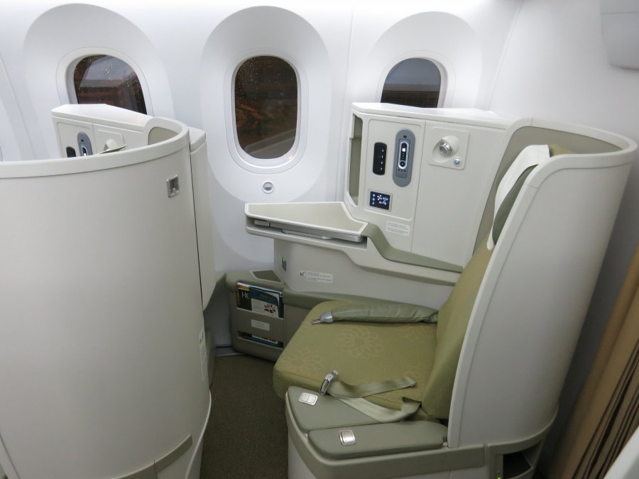 Vietnam Airlines Business class B787 HAN-NRT, 11.JPG